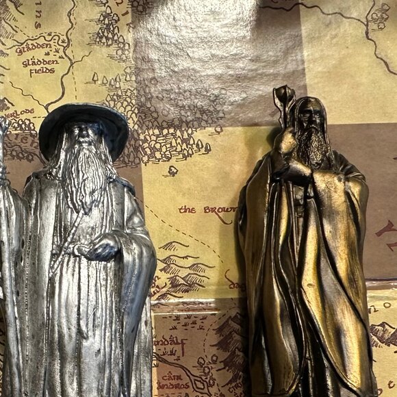 Lord of the Rings: The Fellowship of the Ring Chess Set | Hasbro/Parker Brothers - Picture 6 of 8